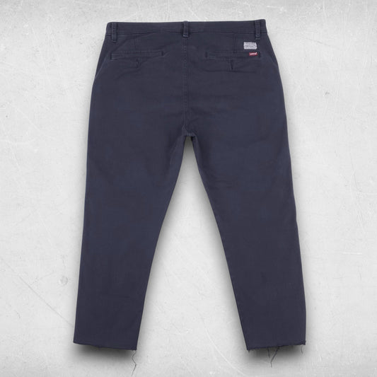 Levis Cropped XX Chino Pants 36x24 (actual) Black Raw Hem Smart Casual Modern